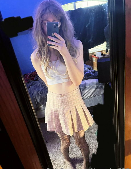 itsmebri223 pornstar nudes images