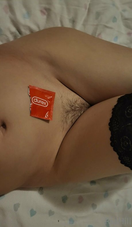 riahill vip star naked photos