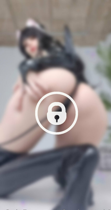 freekerocchi naked model archive