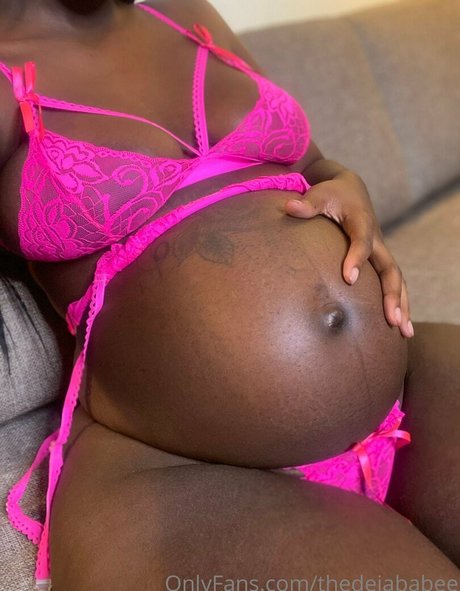 thedejababee porn model pic