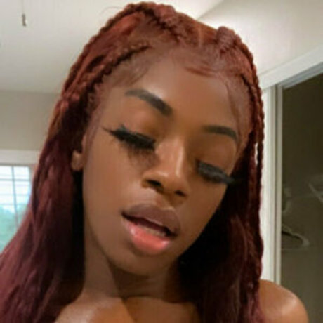 puunanii pornstar adult pic