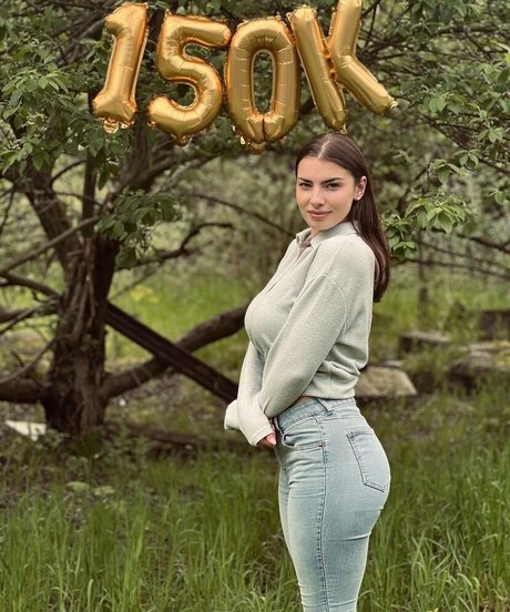 Fiosrs star pornographic images