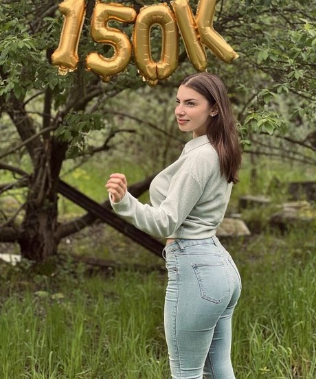 Fiosrs xxx model pics