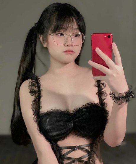 beauty trans onlyfans hot naked pics