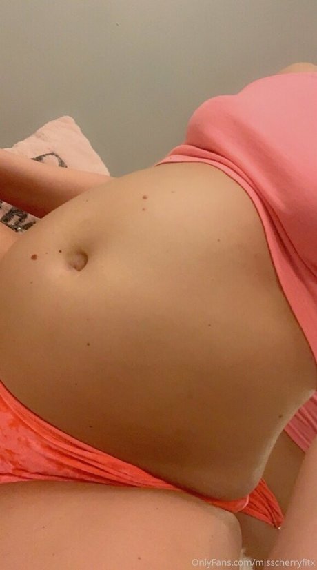 misscherryfitx best model image