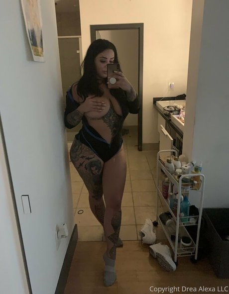 dreaalexatv adult model image