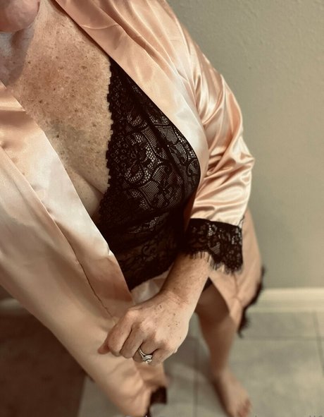 aclassymilf model art gallery