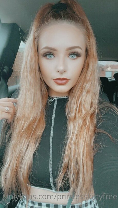 princesskittyfree perfect model photo