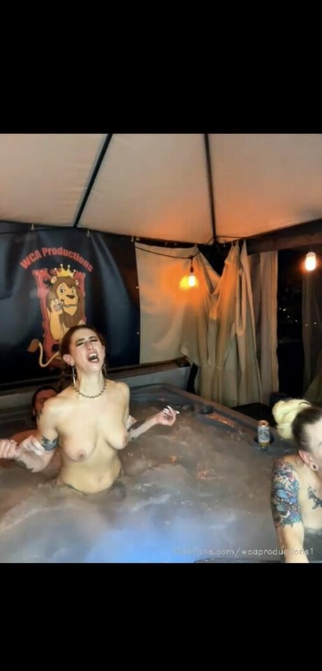 gay muscle onlyfans sexy naked pic