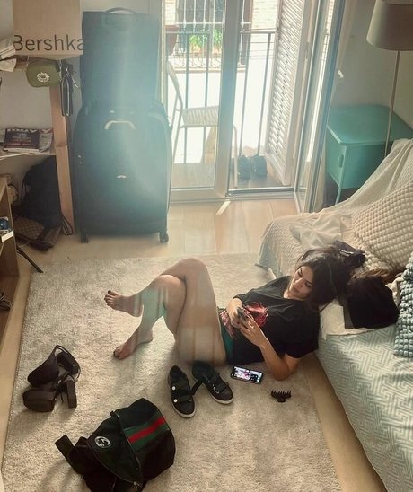 Alessandra Sironi free star images