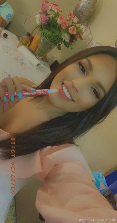 Alinabelle beautiful model photo