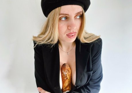 juicy lust sexy actress img