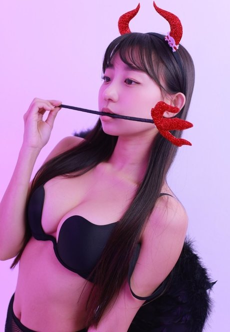 Eunji Pyoapple pornstar sexy galleries