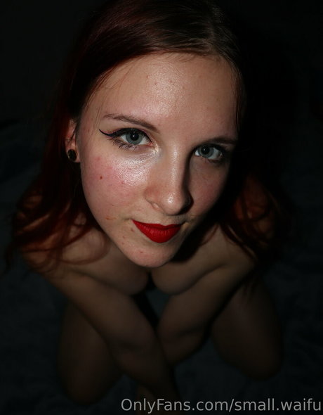 small waifu star pretty image