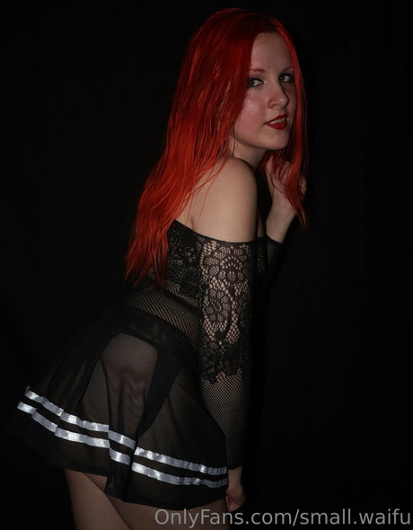 small waifu naked star pics