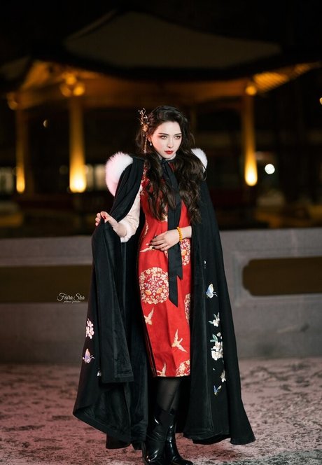 Faira Star model exclusive image