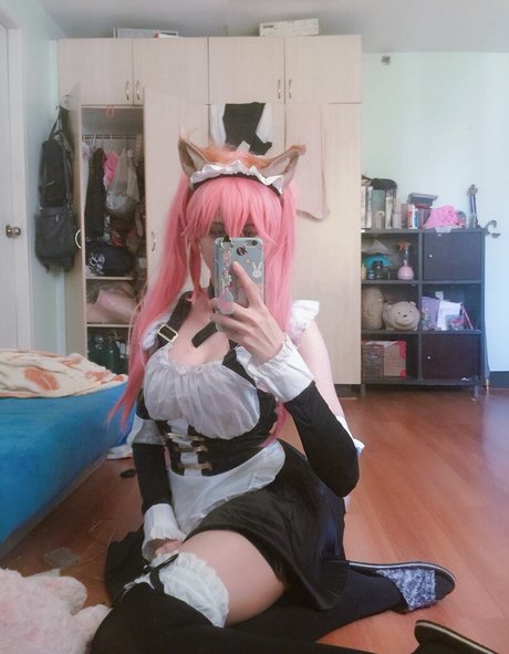 Kura Onee san pretty model img