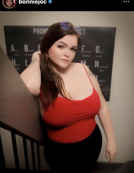 cbeezeec pornographic star images