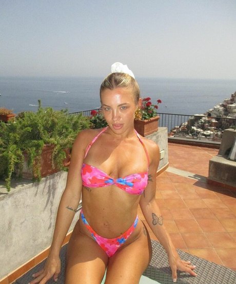 Tammy Hembrow beautiful pornstar archive