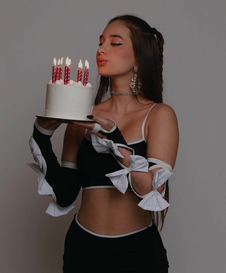 Duda Rubert sexy pornstar img