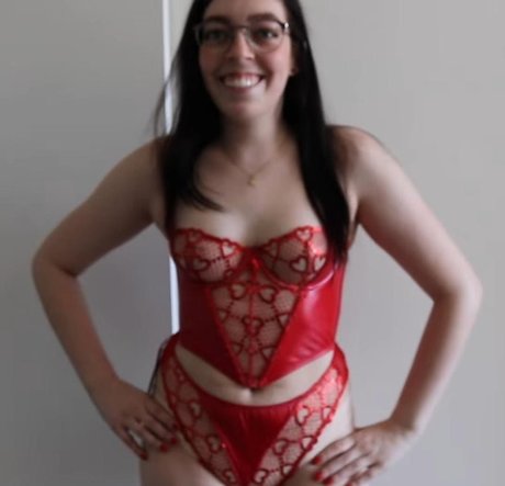 Swell Entertainment pornographic model images