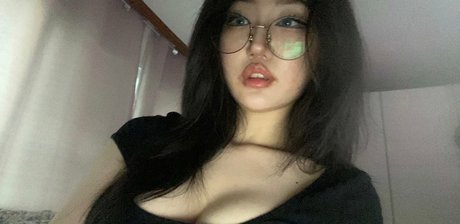 yurasweb pornstar hd pictures