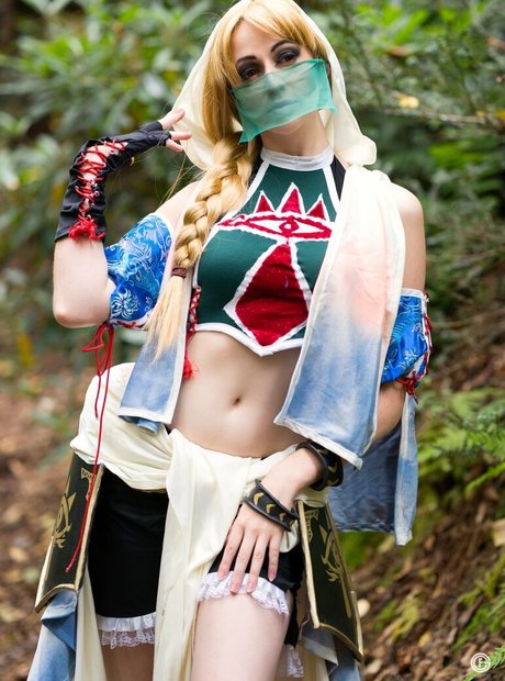 CrystAAHHL hot actress archive