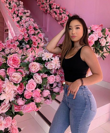 Shallyzsa art model image