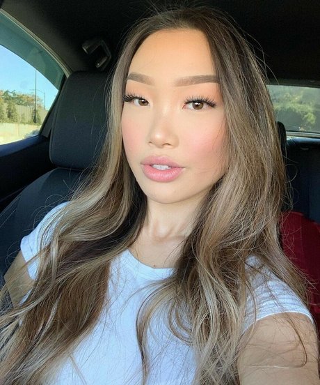 Shallyzsa adult star img