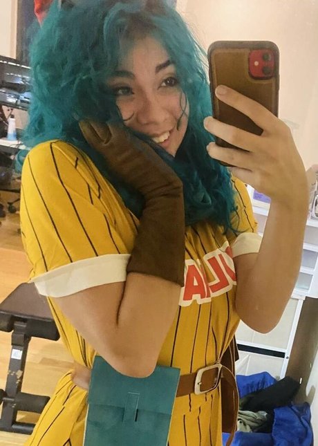 Tiffany Lockheart pretty star images