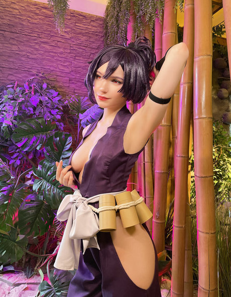 Michi Kyunn model porn pics