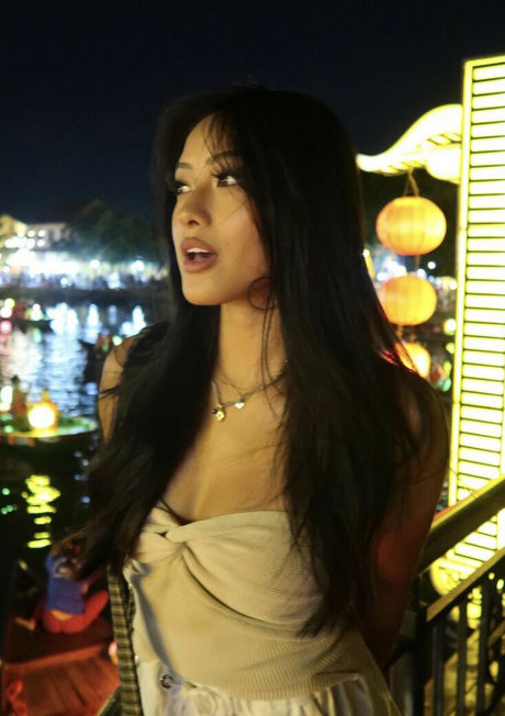 Gabby hua model perfect images