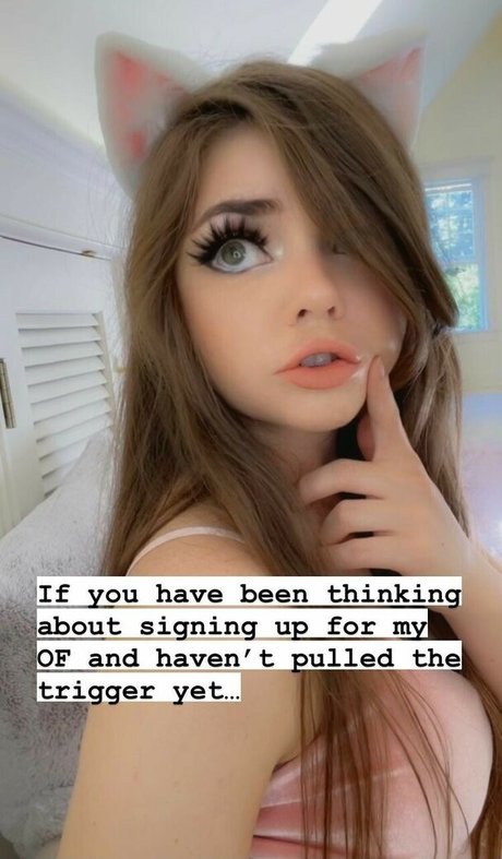 Danni Meow pornstar hd pics