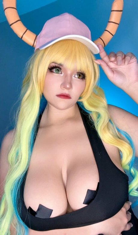 Vinterhanni model exclusive pics