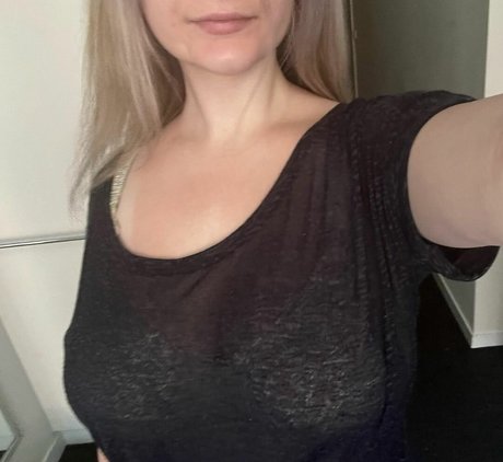 lovelyseductions porn actress picture