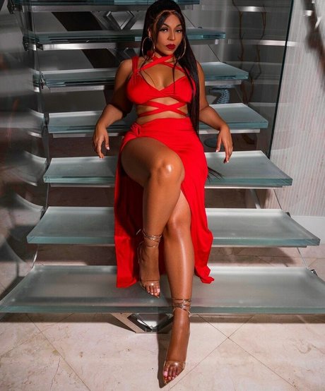 Ashanti sexy star photos