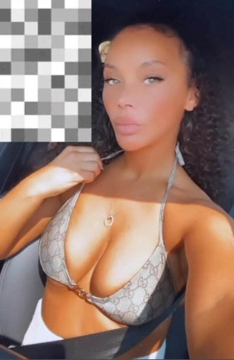 Chelsea Healey nude model archive