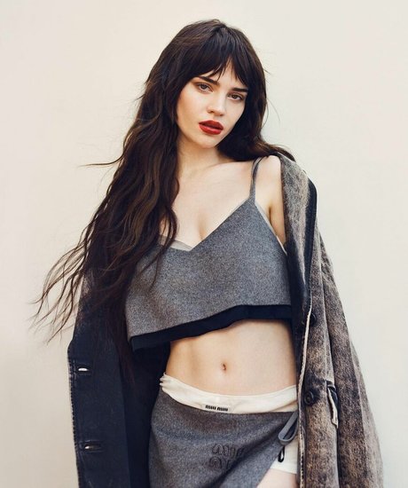 Sophie Thatcher best model gallery