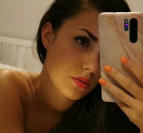 yabbe star adult archive