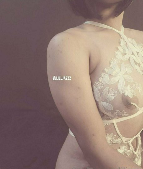 lilljazzz pornstar naked image
