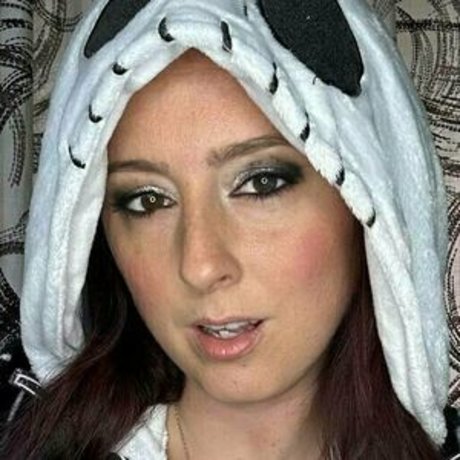 launadavis erotic pornstar photos