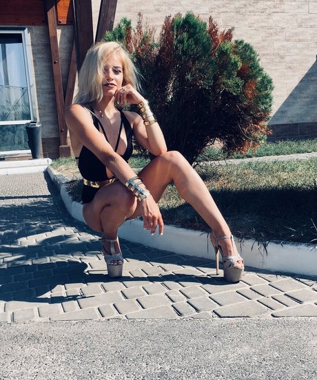 Veta George Models model nice pics