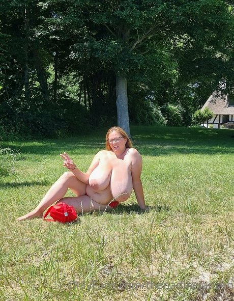 thenadinejansen pretty pornstar image