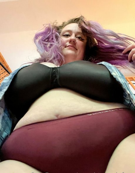 naughtynyxiefree sex model photo