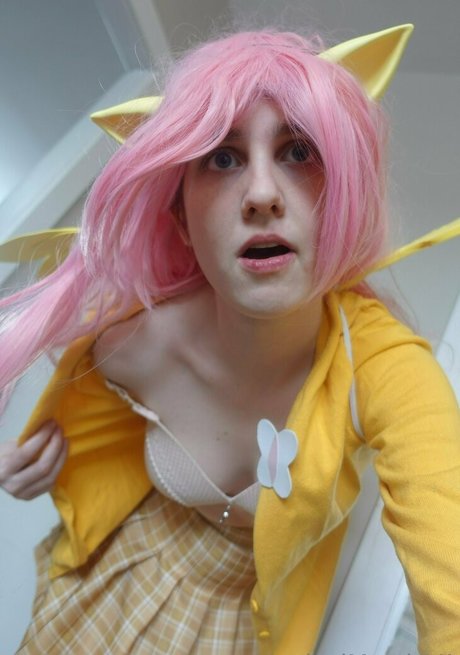 blonde wife onlyfans nude picture