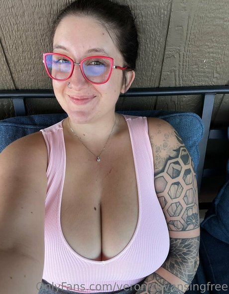 veronicavansingfree star nudes pics