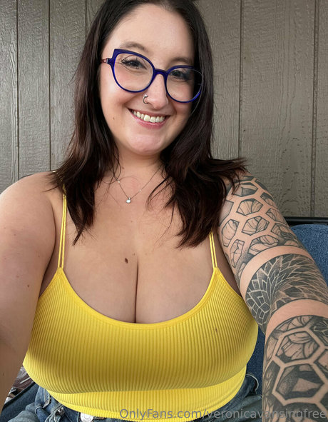 veronicavansingfree nude actress pics