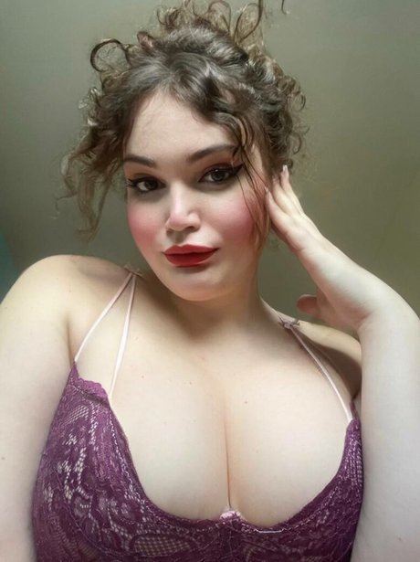 chantycocciolo porn model picture