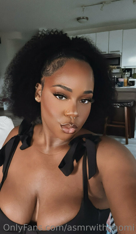 asmrwithnaomi art actress img