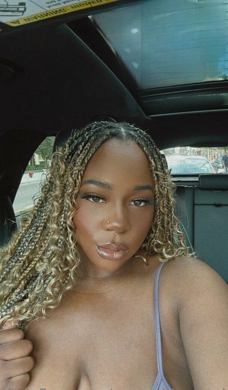 asmrwithnaomi erotic pornstar pics